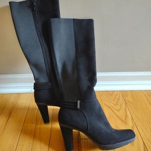 Women's knee-high boots